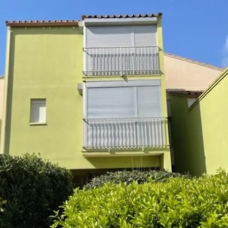 Lumineux Avec Balcon - 4 Pers. - Fr-1-619-167 *
